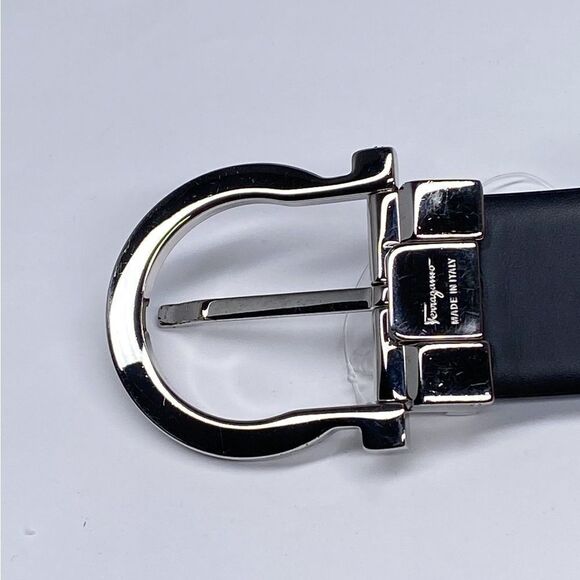 Salvatore Ferragamo Adjustable & Reversible Smooth Leather Buckle Belt size 32 - Picture 7 of 9